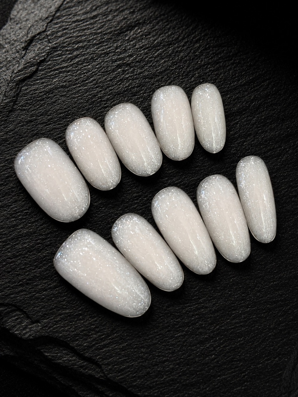 Shimmery Pearl White Press-On Nail Set
